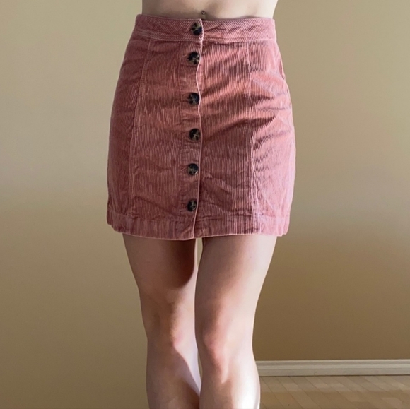H&M pink skirt - Picture 2 of 2